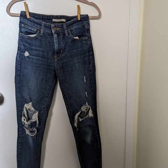Levi's Denim - Levi's 721 ripped highrise skinny jeans